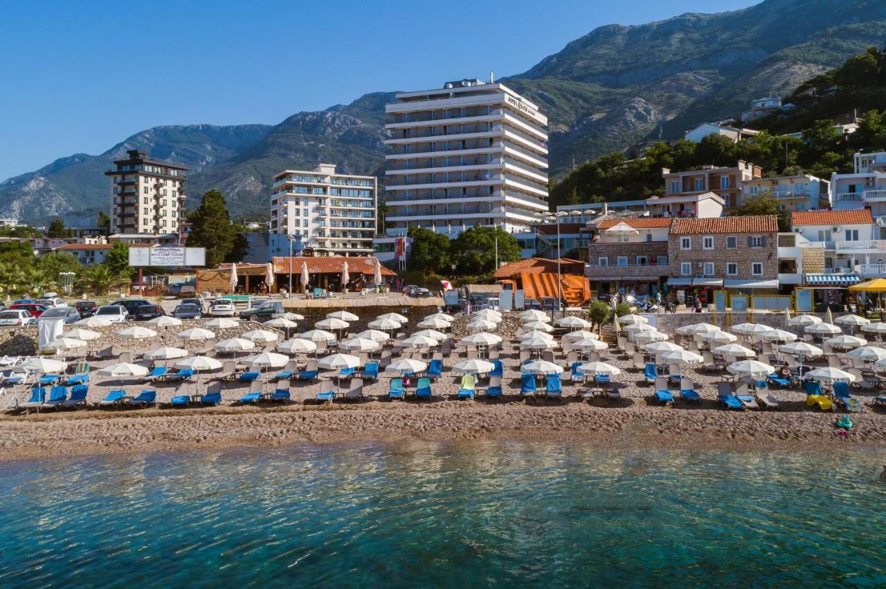 Hotel Sato Sutomore Buitenkant foto